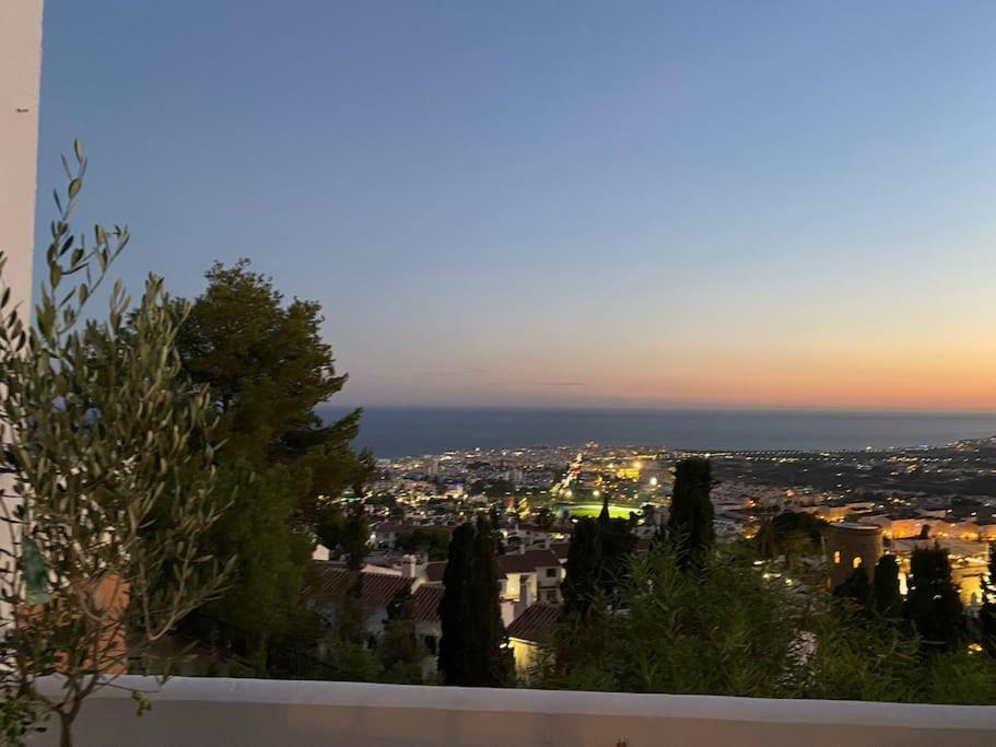 Precioso Apartamento Mandarinos Con Vistas Al Mar Nerja Exterior foto