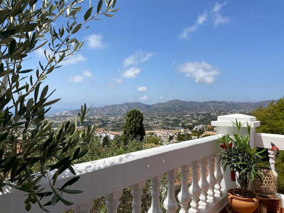 Precioso Apartamento Mandarinos Con Vistas Al Mar Nerja Exterior foto